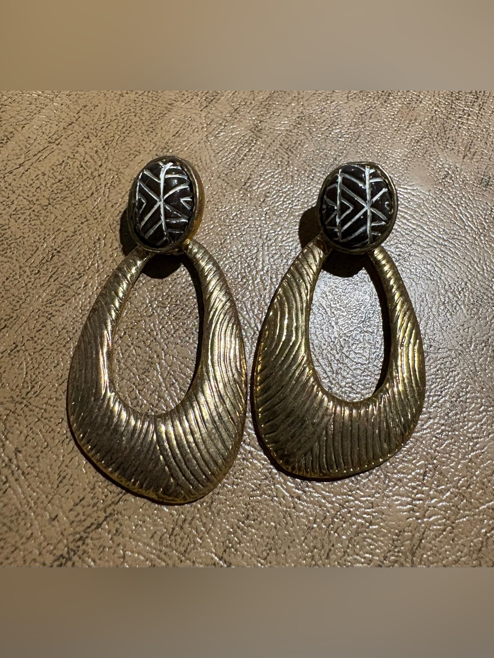 Vintage Gold Tone Black Tribal Statement Dangle Earrings 80’s, 90’s
